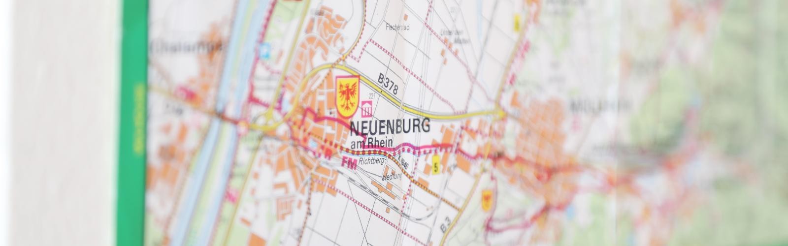 Karte des Zähringer-Wanderwegs in Neuenburg