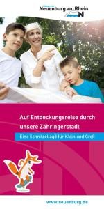 Titelseite Flyer Stadtrally mit einer Familie, die auf Tour ist