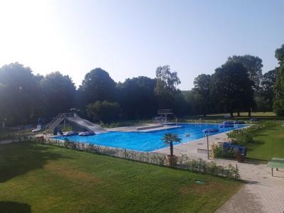 Sport- und Freizeitbad Steinenstadt Sport- und Freizeitbad Steinenstadt